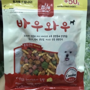 Snack Viên Mềm Bow Bow Cho Chó Vị Hỗn Hợp Gà, Phô Mai, Cá Hồi, Rong Biển 350gr