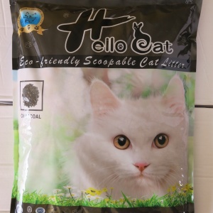 Cát vệ sinh cho mèo HELLO CAT 10 LÍT - hoạt tính than